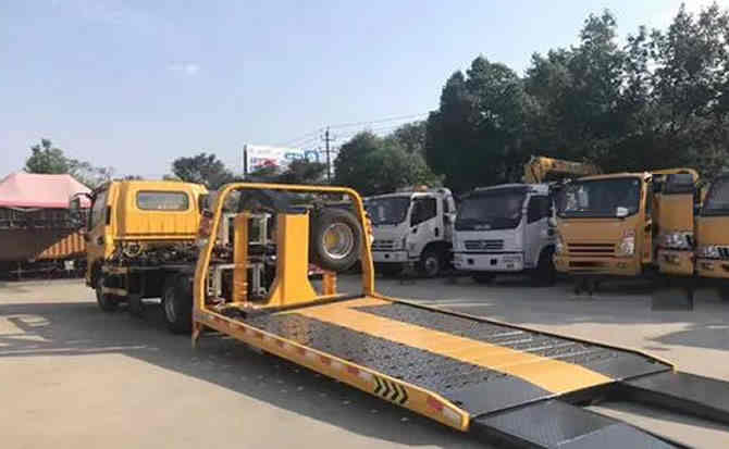 甘孜藏族自治州汽车中途维修案例