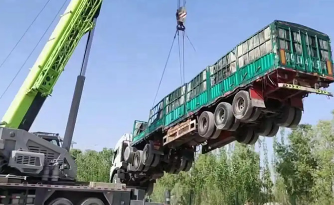 甘孜藏族自治州道路脱困救援案例